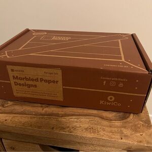 KiwiCo Maker Crate - Marbled Paper Designs